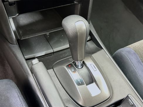 Used 2010 Honda Accord LX-P image 13