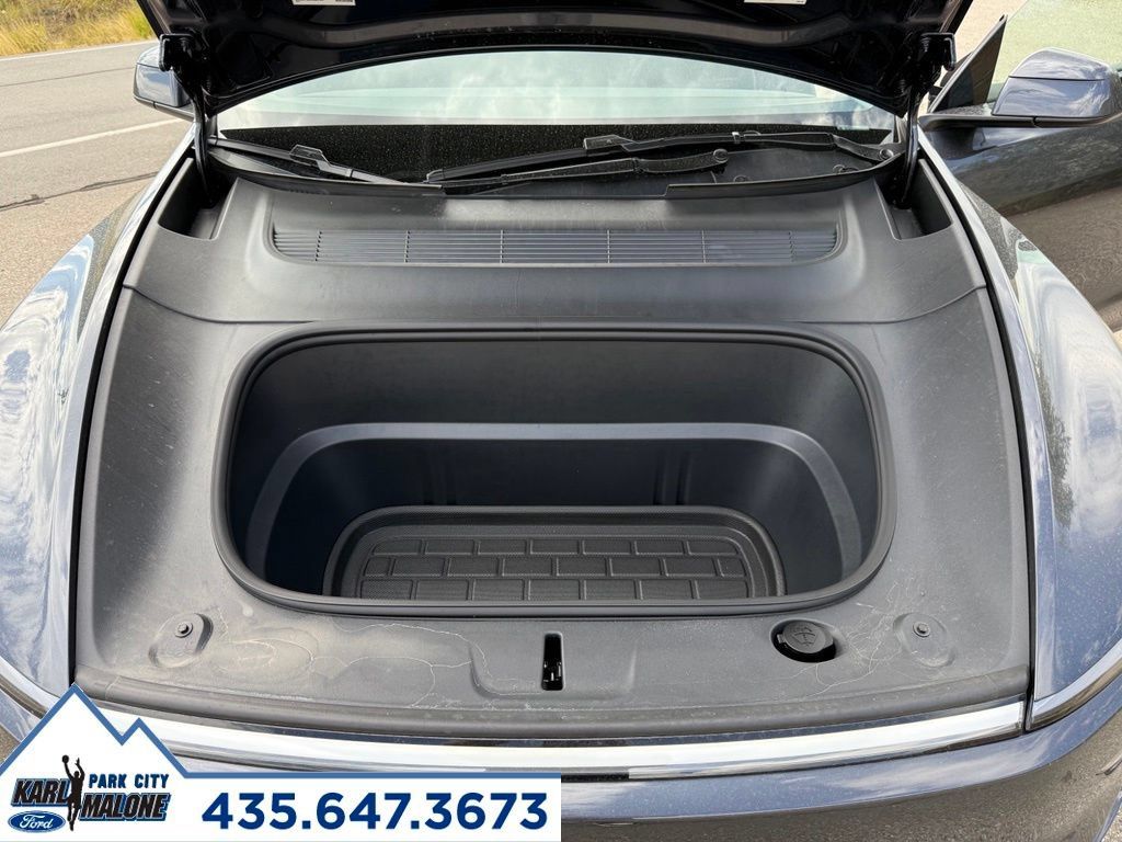 Used 2026 Tesla Model Y AWD image 41