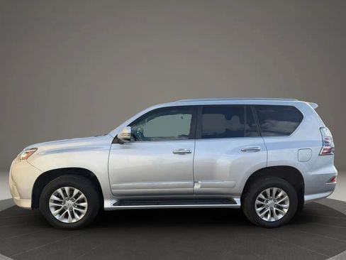 Used 2015 Lexus GX 460 image 8