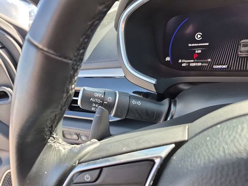 Used 2025 Acura MDX SH-AWD image 35