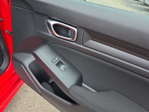 Certified 2025 Honda Civic Sport image 21