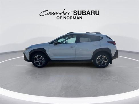 Used 2026 Subaru Crosstrek 2.0i Premium image 5