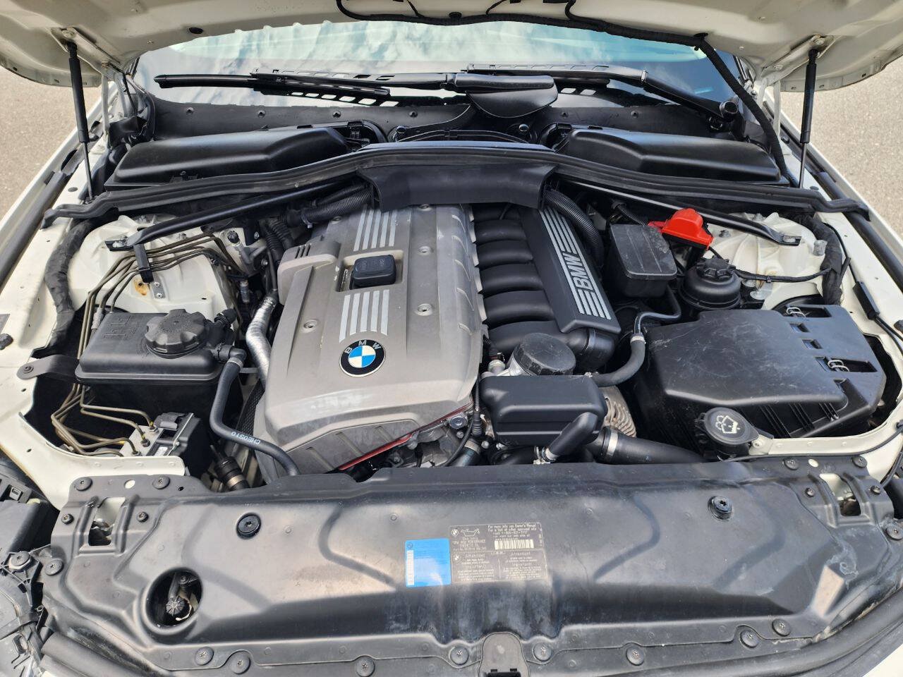 Used 2006 BMW 530xi Wagon AWD/4WD image 39