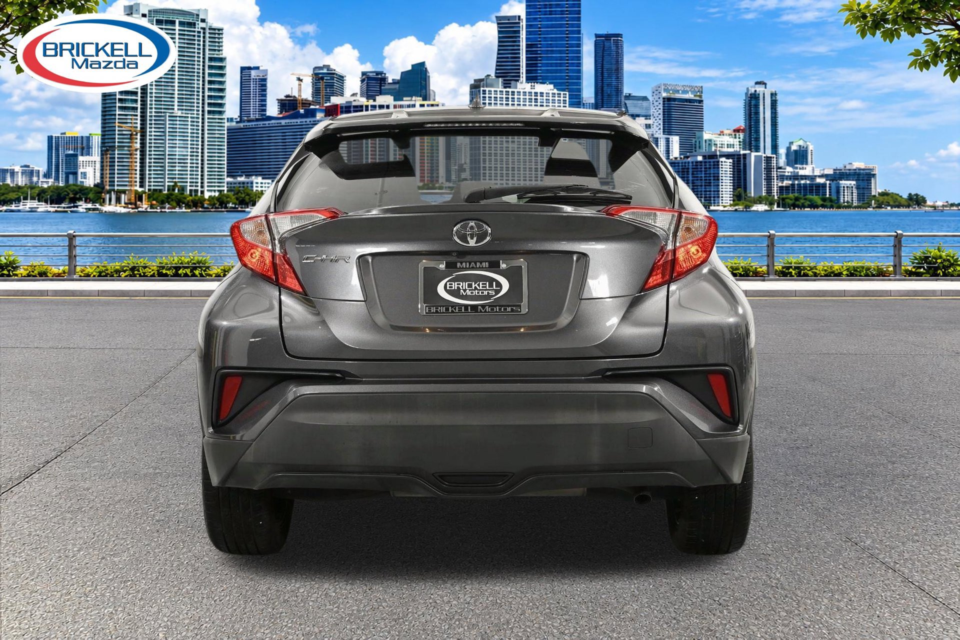Used 2018 Toyota C-HR XLE FWD image 5