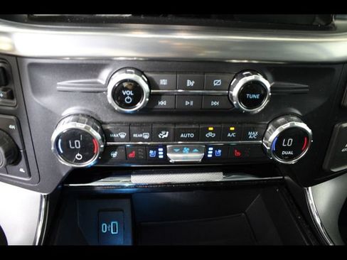 Used 2021 Ford F150 Lariat w/ Equipment Group 502A High AWD/4WD image 26