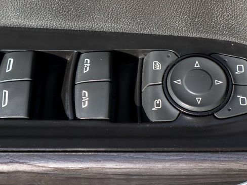 Used 2019 Chevrolet Silverado 1500 LTZ w/ LTZ Plus Package image 16