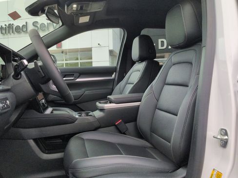 New 2026 GMC Terrain Elevation w/ Elevation Premium Package AWD/4WD image 12