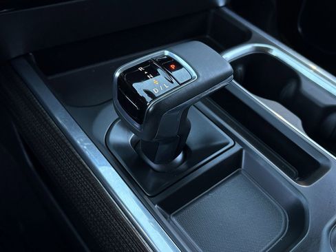 Used 2025 Chevrolet Silverado 1500 LT Trail Boss image 19