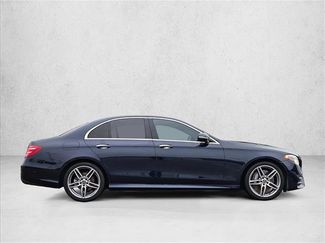 Used 2018 Mercedes-Benz E 300 video 4