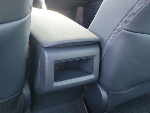 Used 2024 Toyota Camry SE FWD image 14