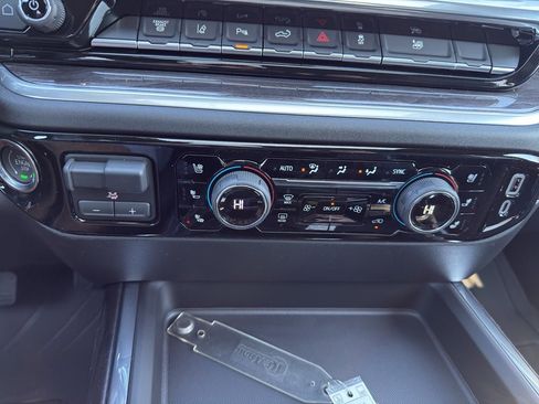 New 2026 Chevrolet Silverado 2500 LTZ w/ LTZ Convenience Package image 19