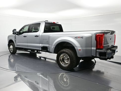 Used 2024 Ford F350 XLT image 8