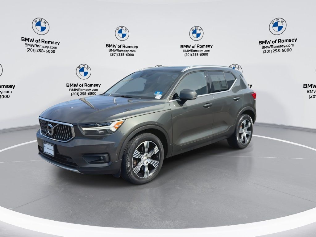 Used 2019 Volvo XC40 T5 Inscription AWD/4WD image 4