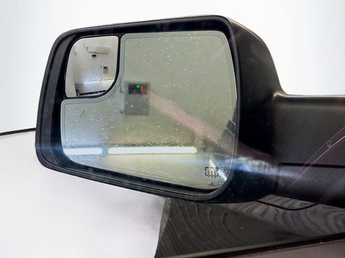 Used 2021 RAM 1500 Laramie image 16