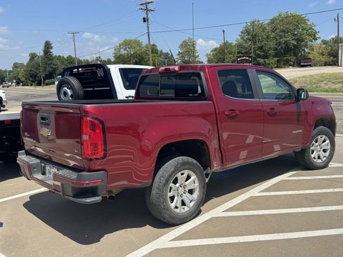 Used 2019 Chevrolet Colorado LT w/ LT Convenience Package RWD image 5