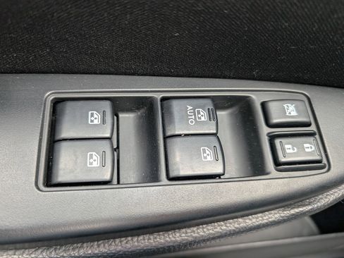 Used 2014 Subaru Outback 2.5i Premium image 33