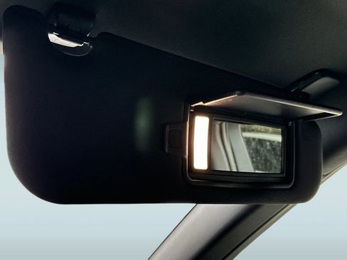 Used 2024 Land Rover Range Rover Evoque Dynamic SE image 20