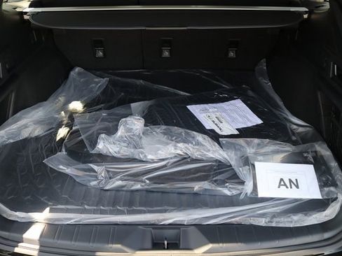 Used 2025 Subaru Outback Premium image 13