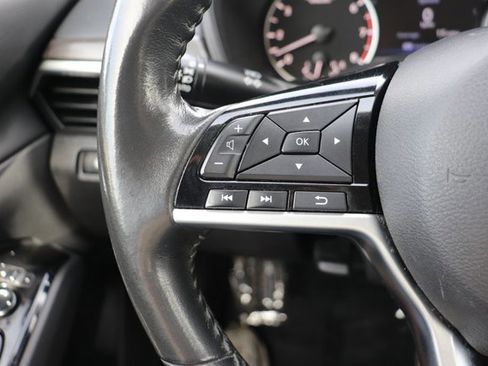 Used 2023 Nissan Altima 2.5 SV w/ SV Premium Package image 21