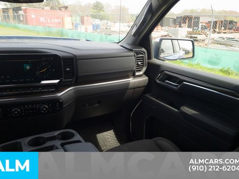 Used 2025 Chevrolet Silverado 1500 LT image 19