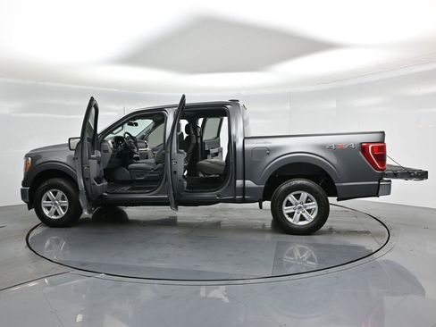 Certified 2022 Ford F150 XLT w/ Equipment Group 301A Mid image 31