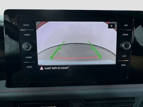 Used 2025 Volkswagen Jetta GLI Autobahn FWD image 25