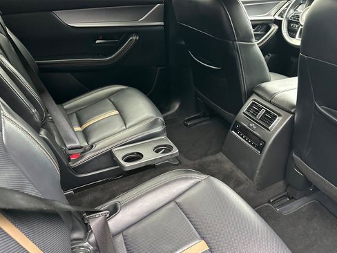 Used 2025 MAZDA CX-90 3.3 Turbo w/ Premium Plus Pkg image 19