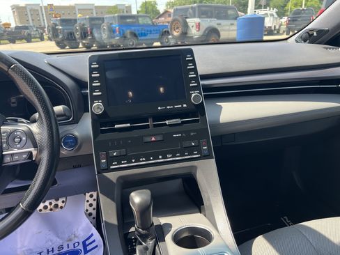 Used 2020 Toyota Avalon XSE w/ All Weather Liner Package FWD image 20