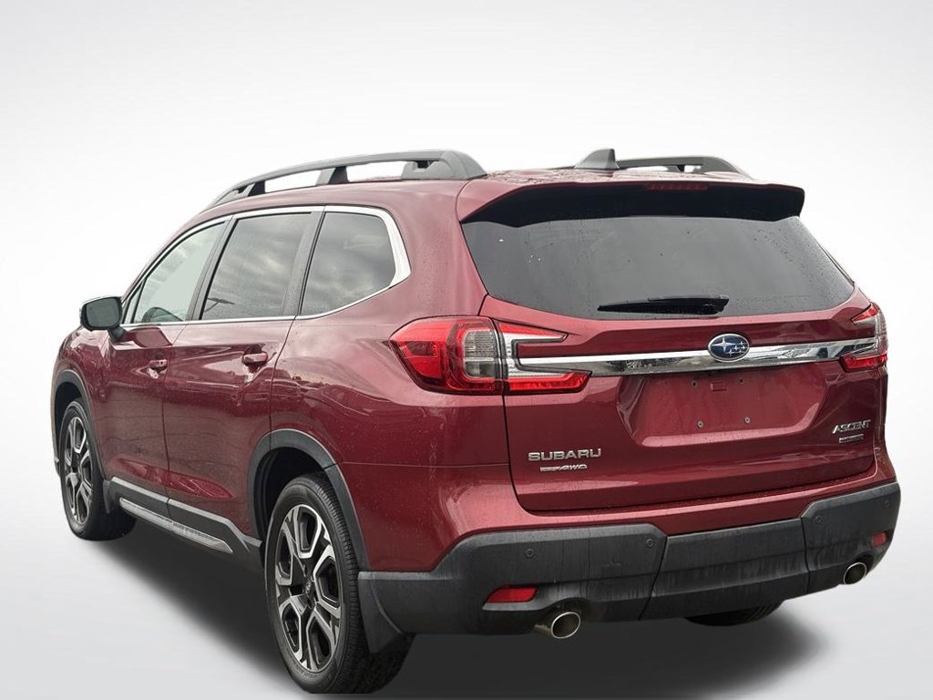 Used 2023 Subaru Ascent Limited w/ Technology Package AWD/4WD image 3