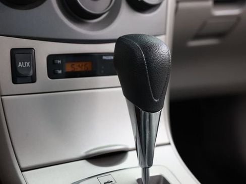 Used 2011 Toyota Corolla LE FWD image 41