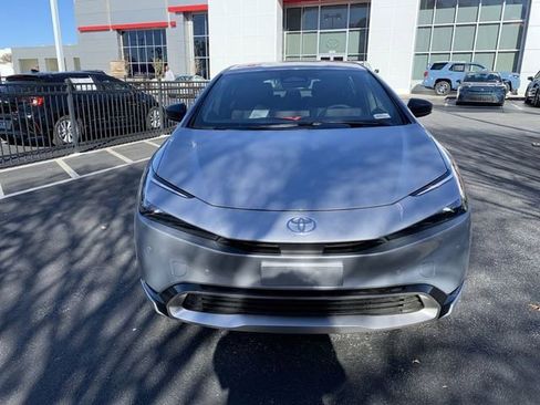 New 2026 Toyota Prius Plug-In Hybrid FWD image 3