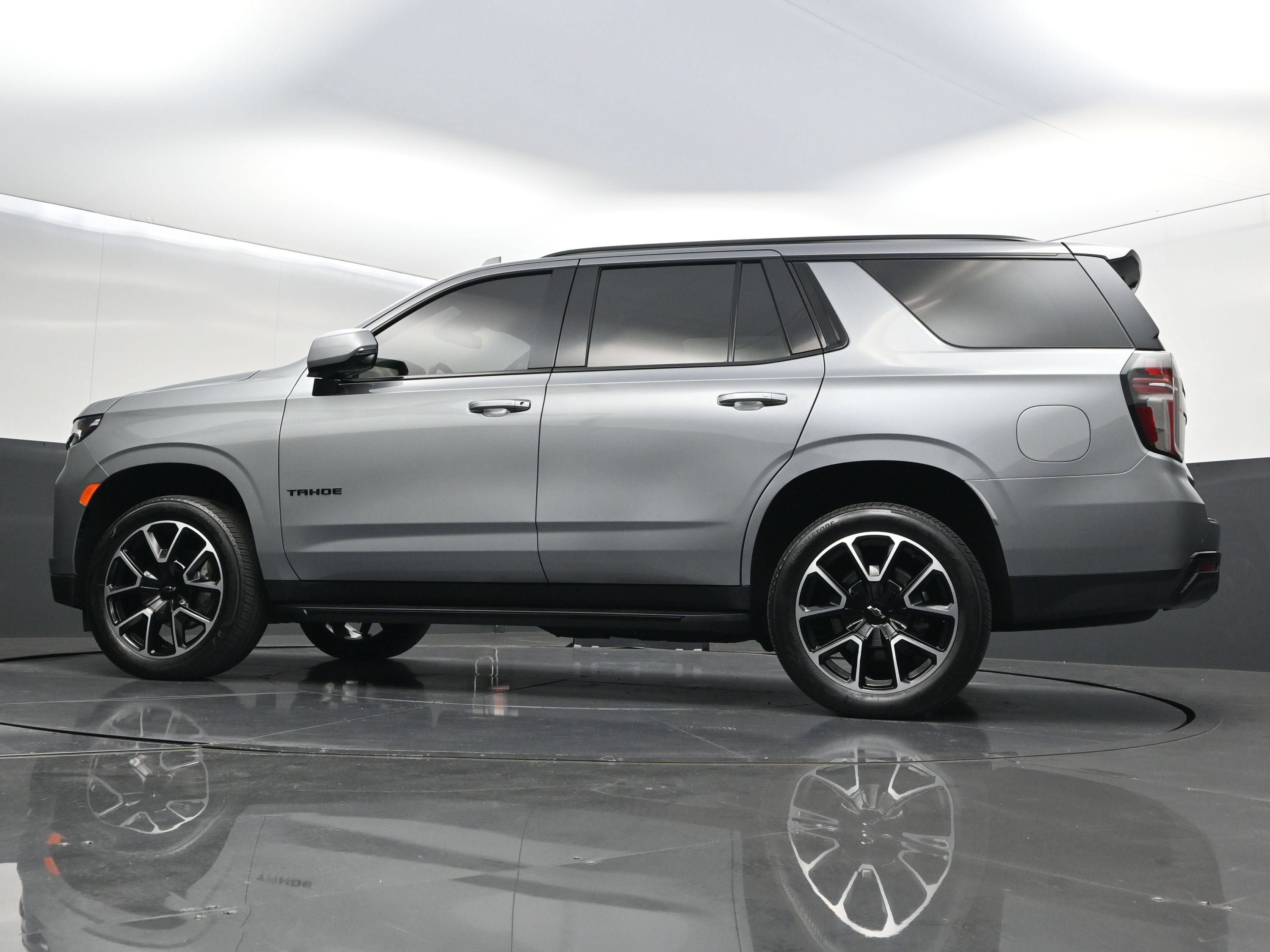 Certified 2024 Chevrolet Tahoe RST w/ Luxury Package AWD/4WD image 50