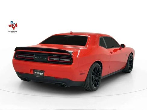 Used 2023 Dodge Challenger SRT Hellcat RWD image 7