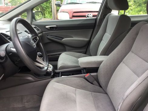 Used 2010 Honda Civic LX image 2