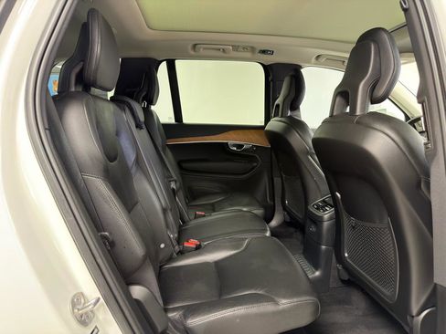 Used 2022 Volvo XC90 T8 Inscription Expression image 30