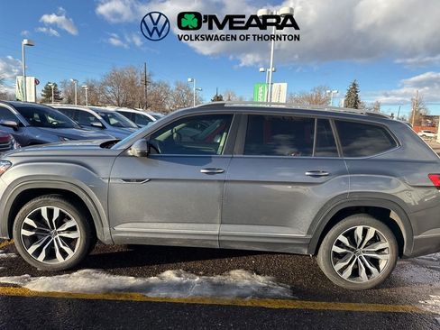 Used 2021 Volkswagen Atlas SEL R-Line image 3