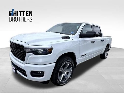 New 2026 RAM 1500 Express AWD/4WD image 1