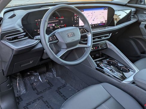 New 2025 Audi Q5 2.0T Premium Plus image 8