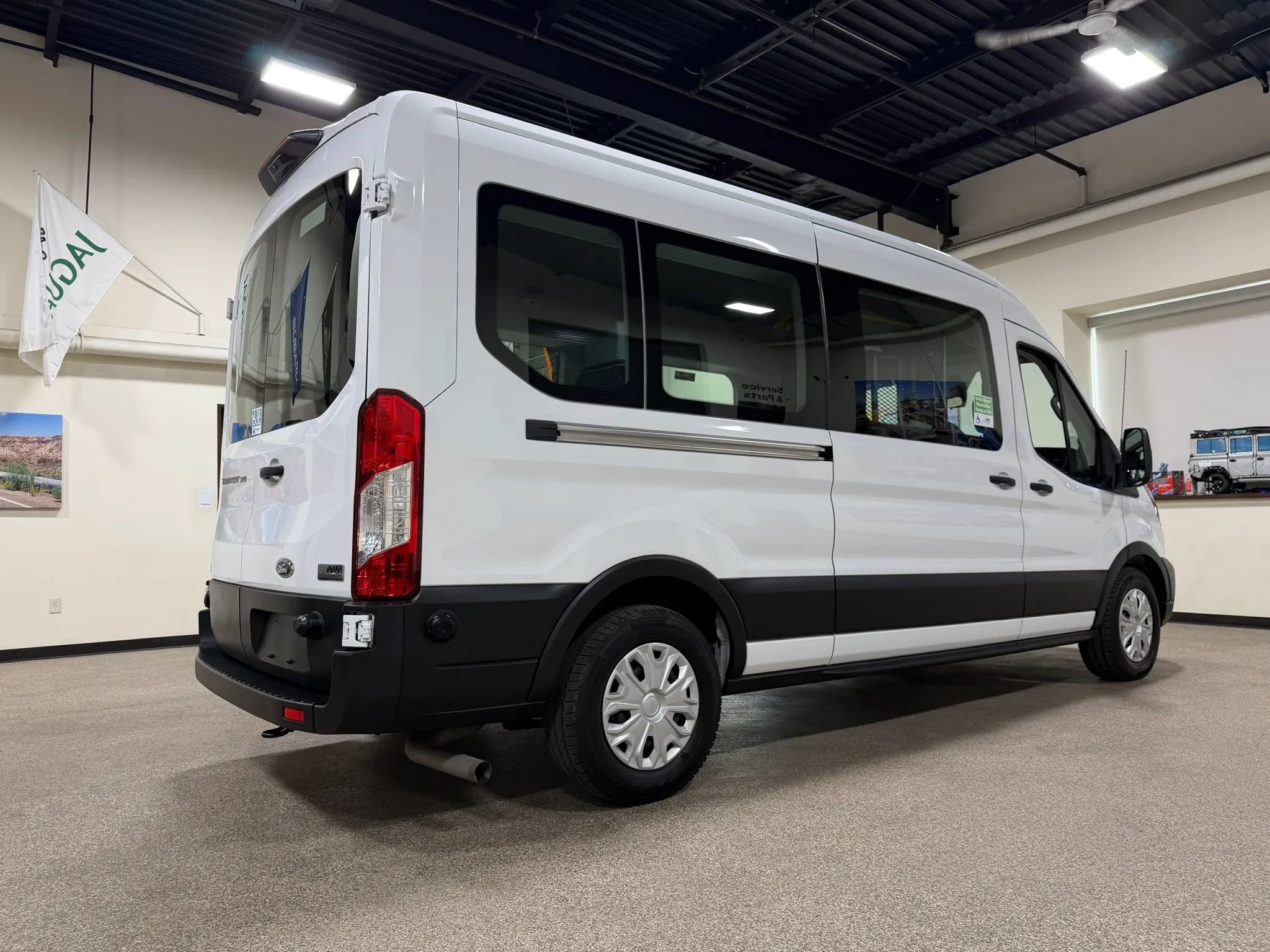 Used 2023 Ford Transit 350 XL RWD image 6