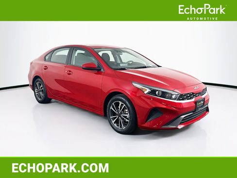 Used 2024 Kia Forte LXS image 1