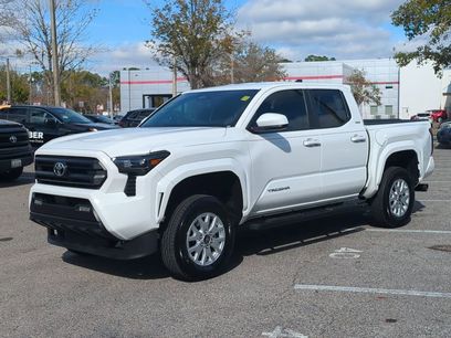 Used 2025 Toyota Tacoma SR5