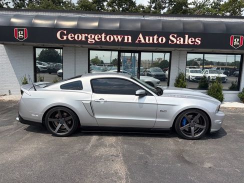 Used 2012 Ford Mustang GT Premium w/ Comfort Pkg RWD image 4