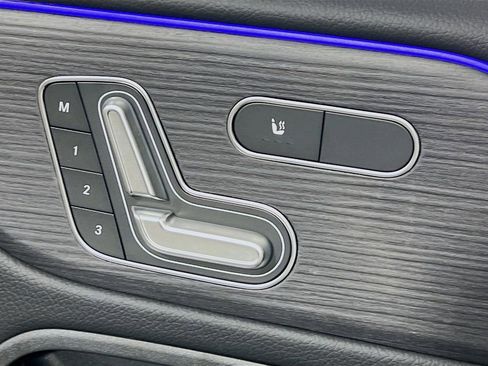 New 2026 Mercedes-Benz GLB 250 4MATIC image 24