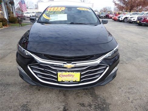 Used 2019 Chevrolet Malibu LT image 4