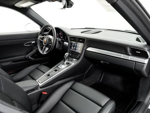 Certified 2018 Porsche 911 Carrera RWD image 23