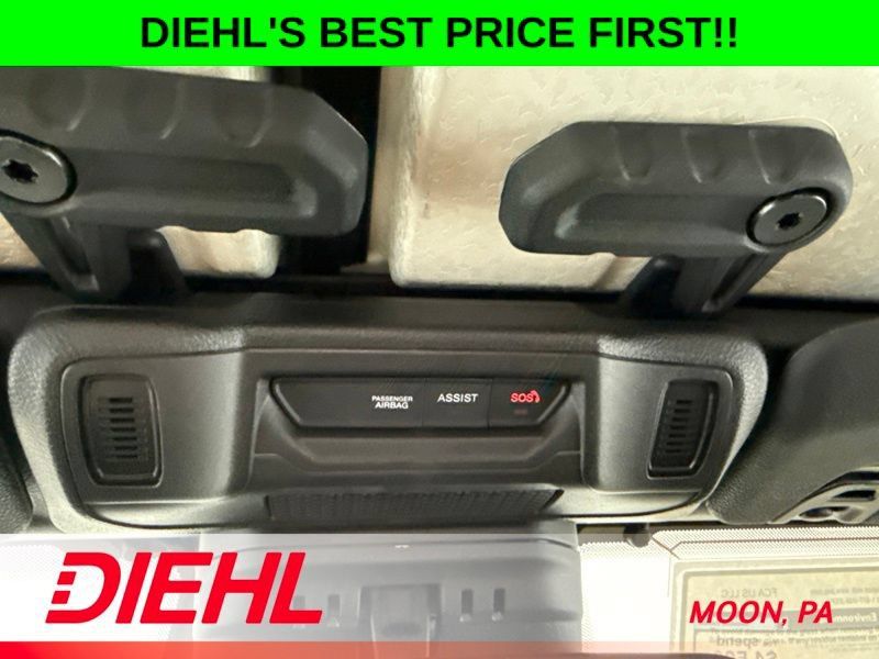 New 2026 Jeep Gladiator Rubicon w/ Steel Power Dome Hood Package AWD/4WD image 34