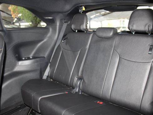 Certified 2025 Toyota Sienna XLE Woodland Edition AWD/4WD image 53