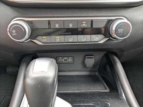 Used 2024 Nissan Altima 2.5 SR FWD image 26
