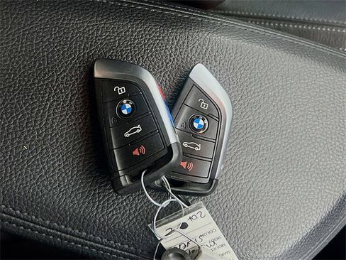 Used 2019 BMW X1 sDrive28i w/ M Sport Package image 32