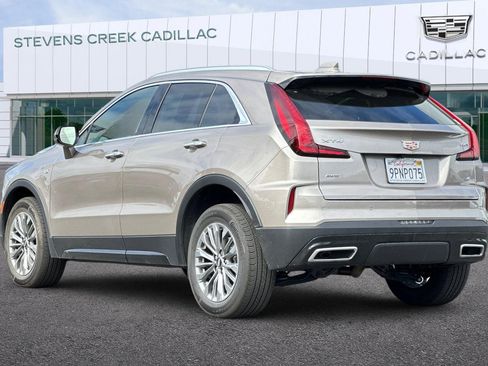 Used 2024 Cadillac XT4 Premium Luxury image 5